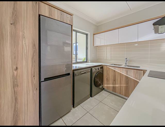3 BEDROOM APARTMENT TO LET IN BALLITO CENTRAL